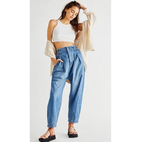 Free People Sawyer Pull On Oversized Harem Boyfriend Jeans M - Picture 1 of 9